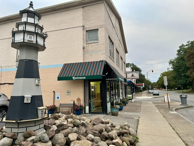 Lakeside Haven Family Restaurant